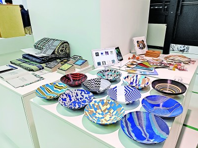 扎根大地 藝術(shù)服務(wù)人民——記'大地之歌·2024美麗中國紀事'展覽服務(wù)